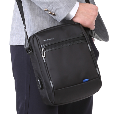 Männer-Shoulderbag mit USB-Ladefunktion 10" – Bild 5 | LuxeStyle