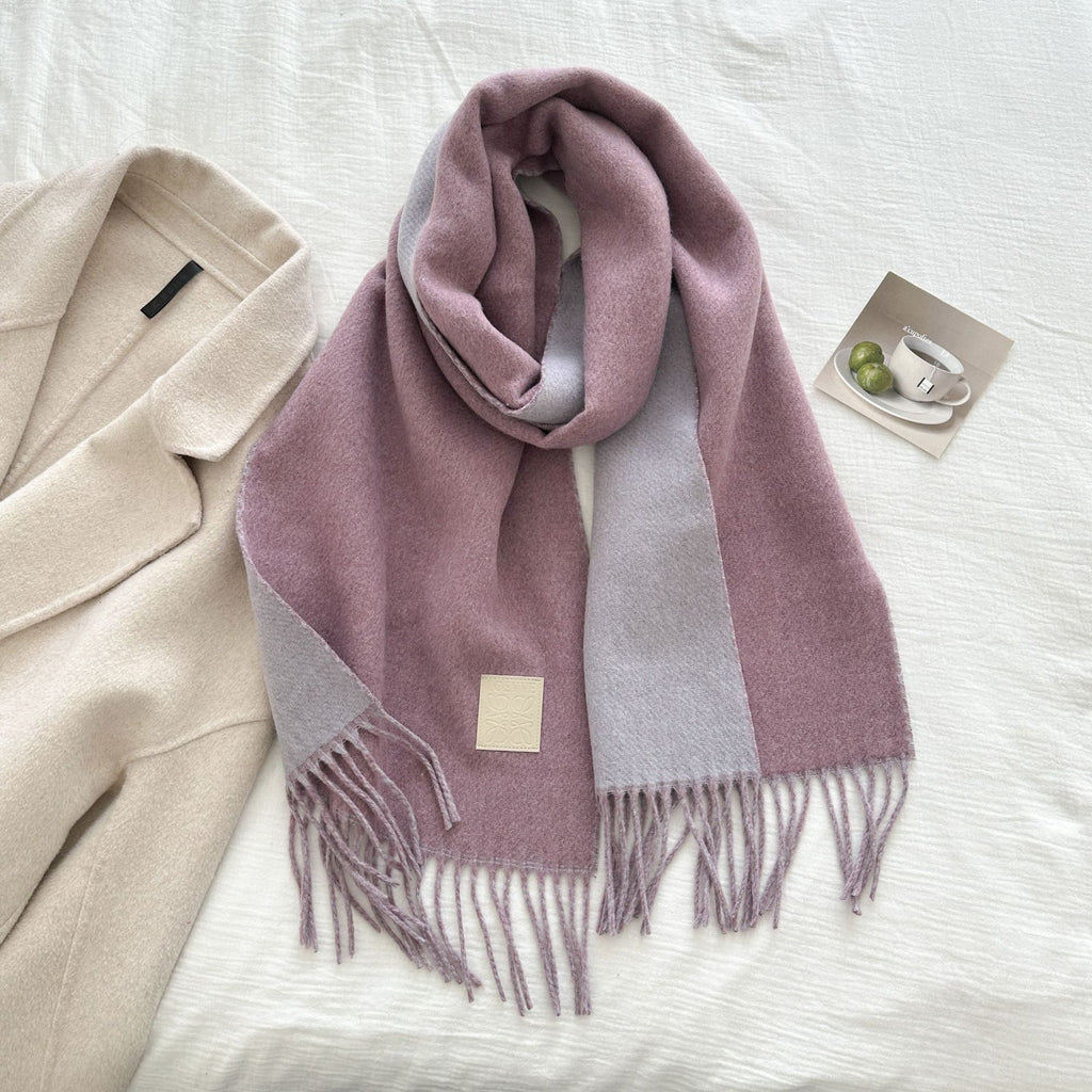 Doppelseitiger Wollschal mit Pailletten – Bild 9 | LuxeStyle