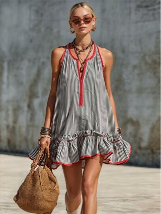 Gestreiftes ärmelloses Mini-Kleid im Retro-Stil
