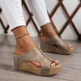 Farbe: Beige Slippers