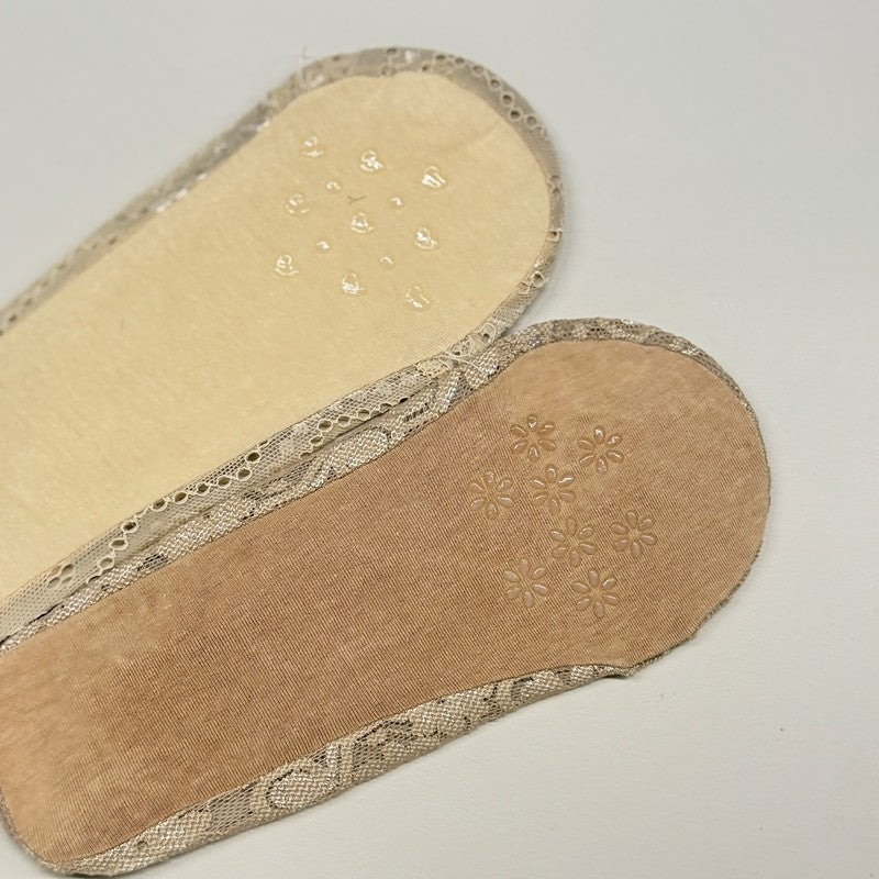 Zwei Paar Socken: Spitze & Boot
