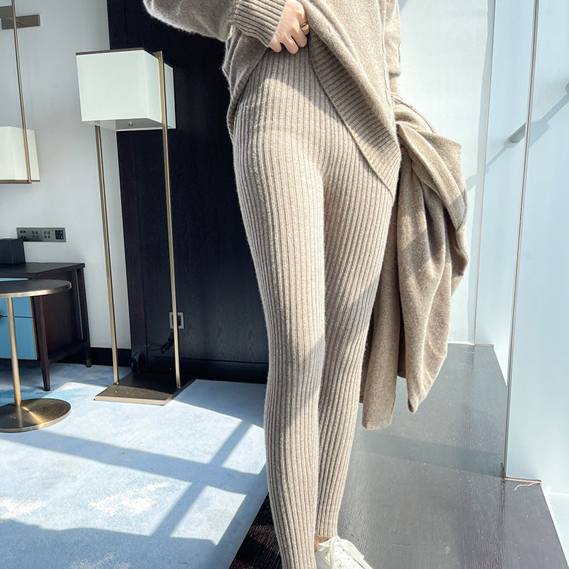 Gerippte Strickhose für Damen