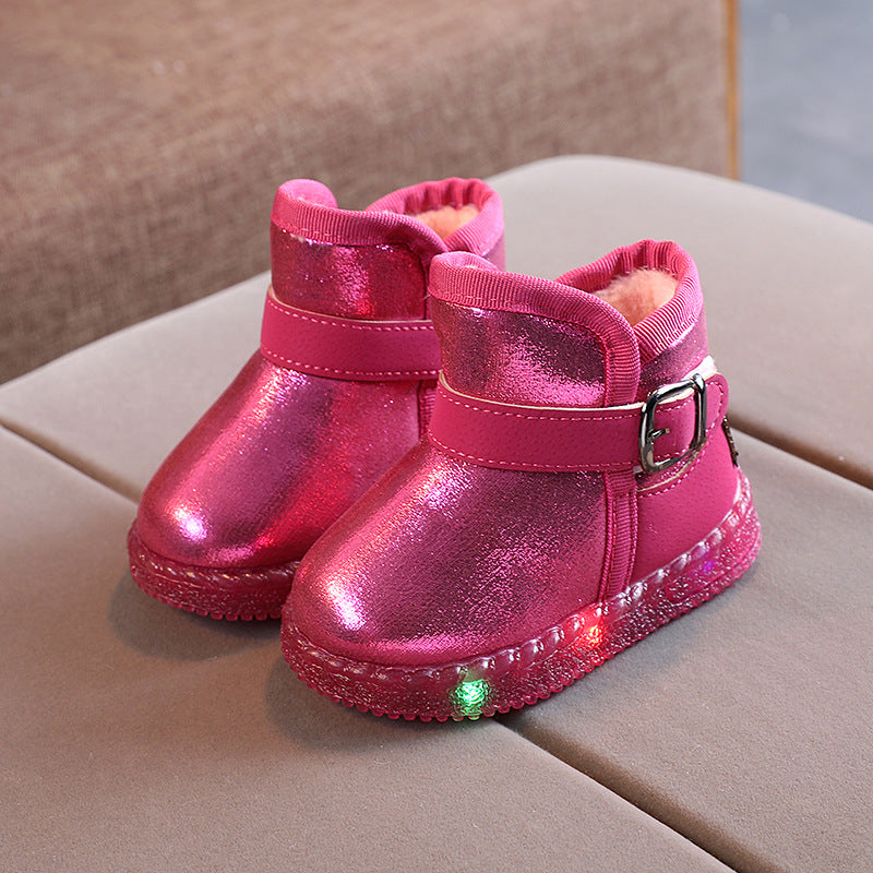 Baby Schneestiefel mit Lichtern – Bild 1 | LuxeStyle