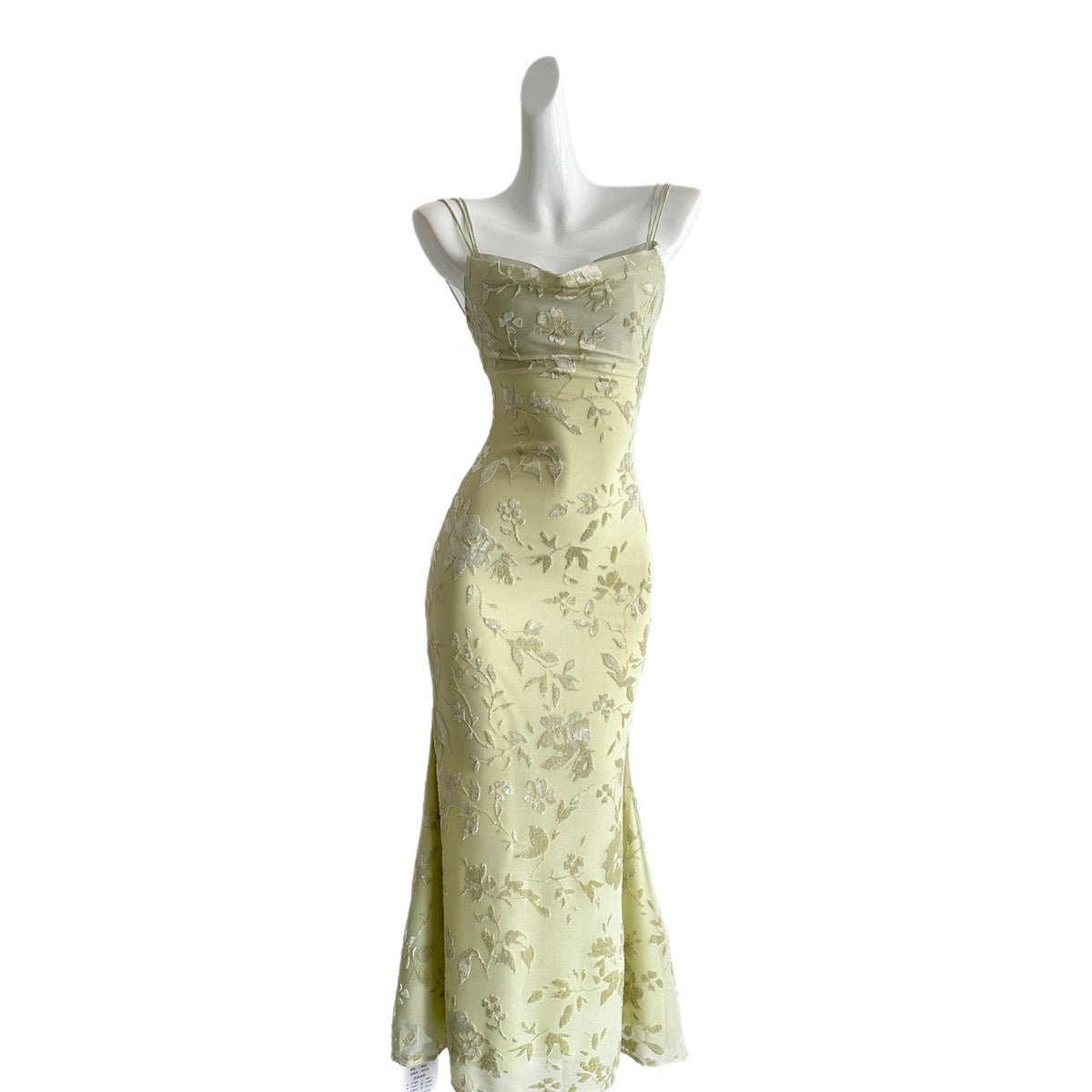 Trägerloses Tüllkleid im französischen Stil – Bild 3 | LuxeStyle