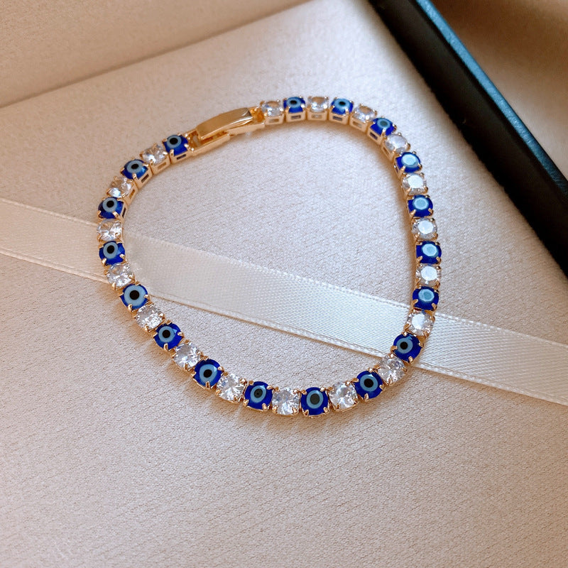 Eisblauer Zirkonia-Armband