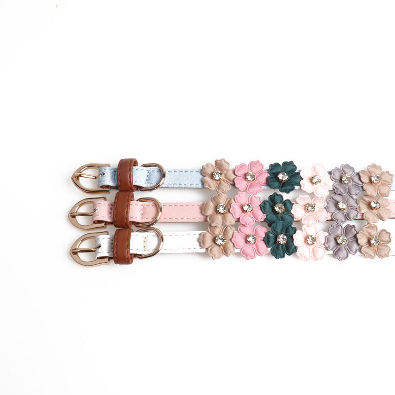 Halsband mit Blumen & Strass für Hunde – Bild 2 | LuxeStyle