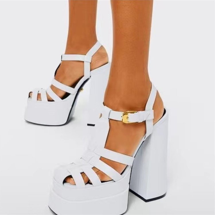 Geflochtene Römer-Sandalen mit hohem Absatz – Bild 5 | LuxeStyle