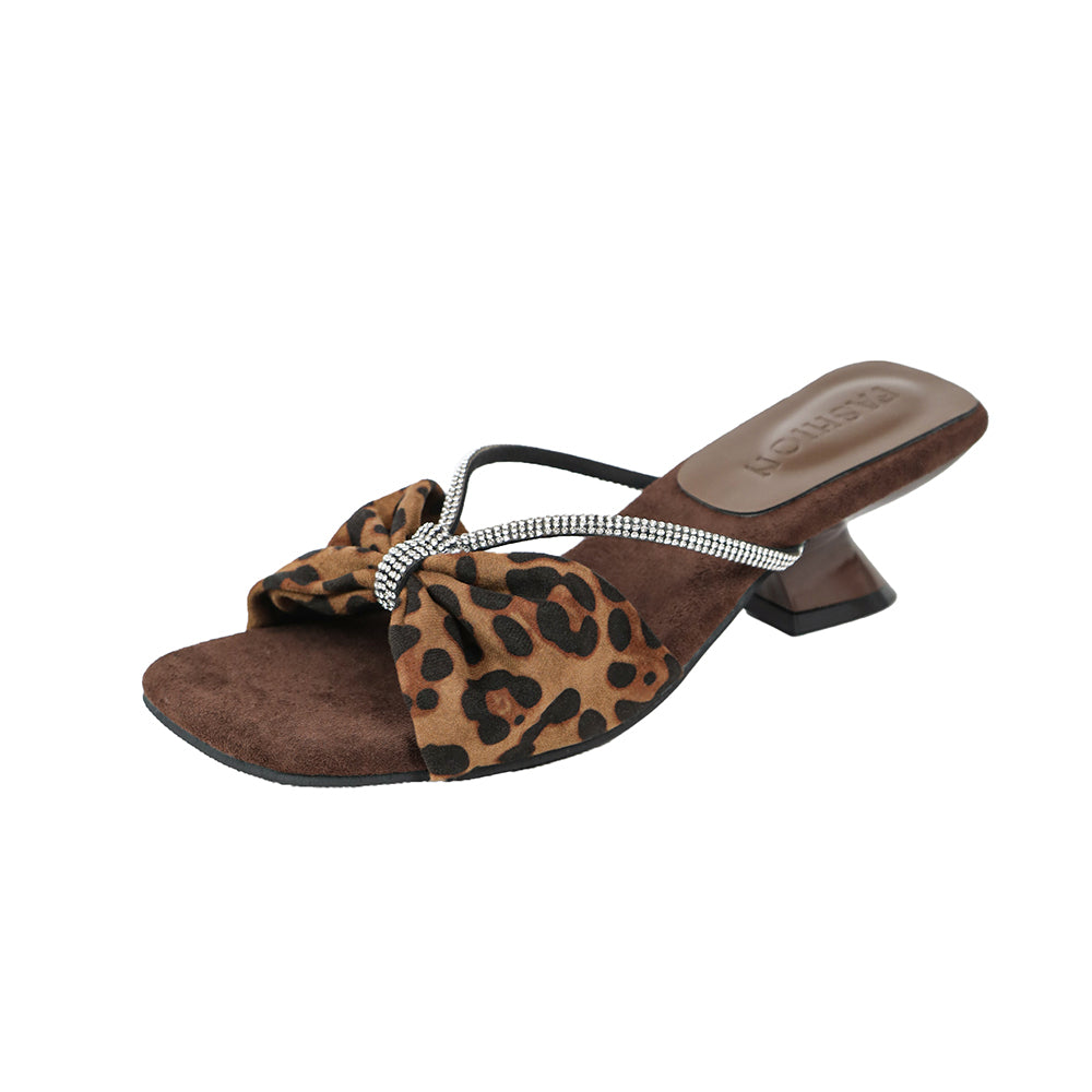 Satin-Sandalen