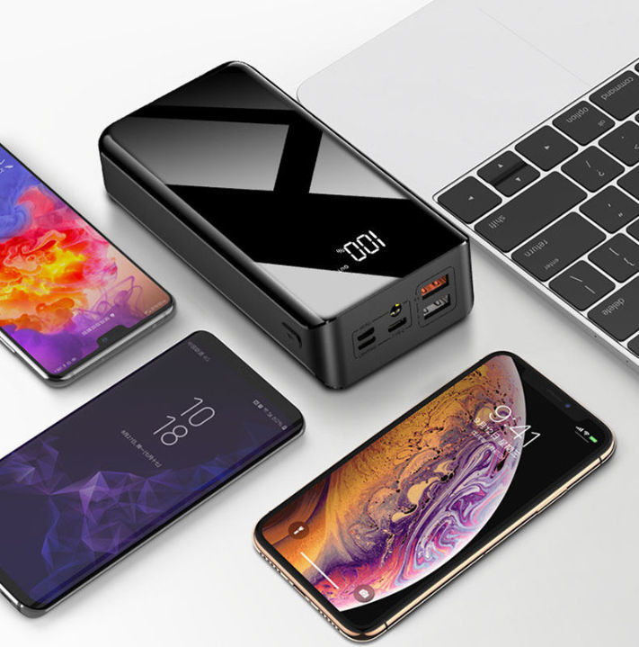 30000 mAh Powerbank mit LCD-Display