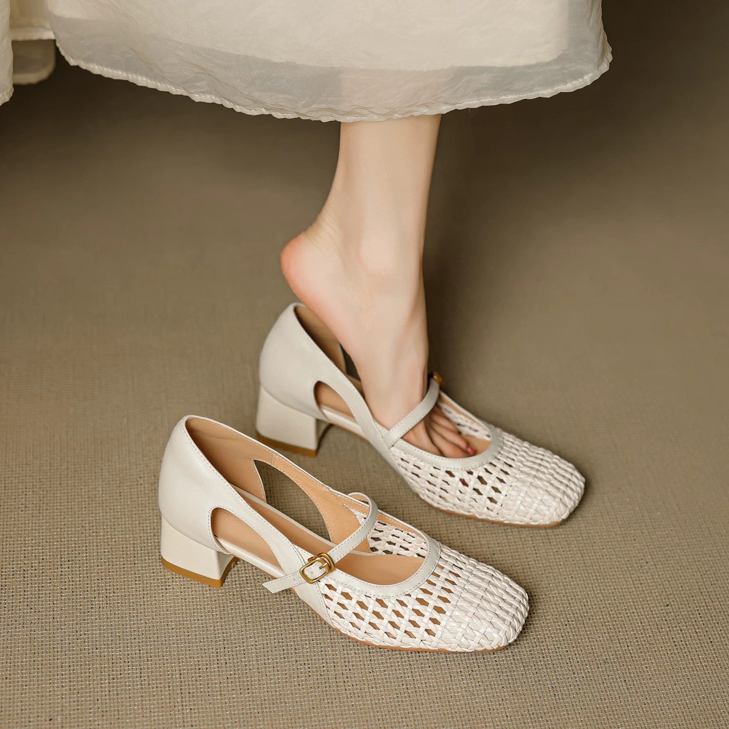 Weißes Quadratto-Toe Sandal mit Einsteckerfessel
