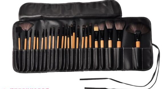 24-teiliges Profi-Bürsten-Set für Grundierung, Rouge & Augenbrauen