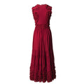 Elegantes ärmelloses Kleid mit Taillengürtel