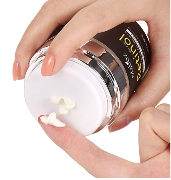 Aufhellende Creme mit SPF30+