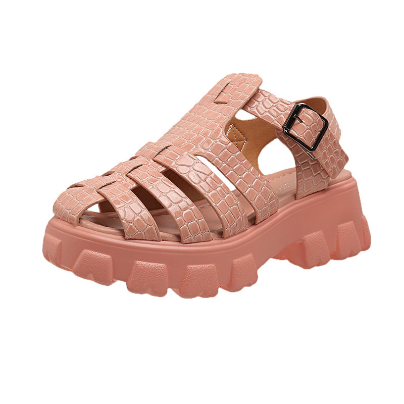 Strukturierte Sandalen mit dicker Sohle – Bild 10 | LuxeStyle
