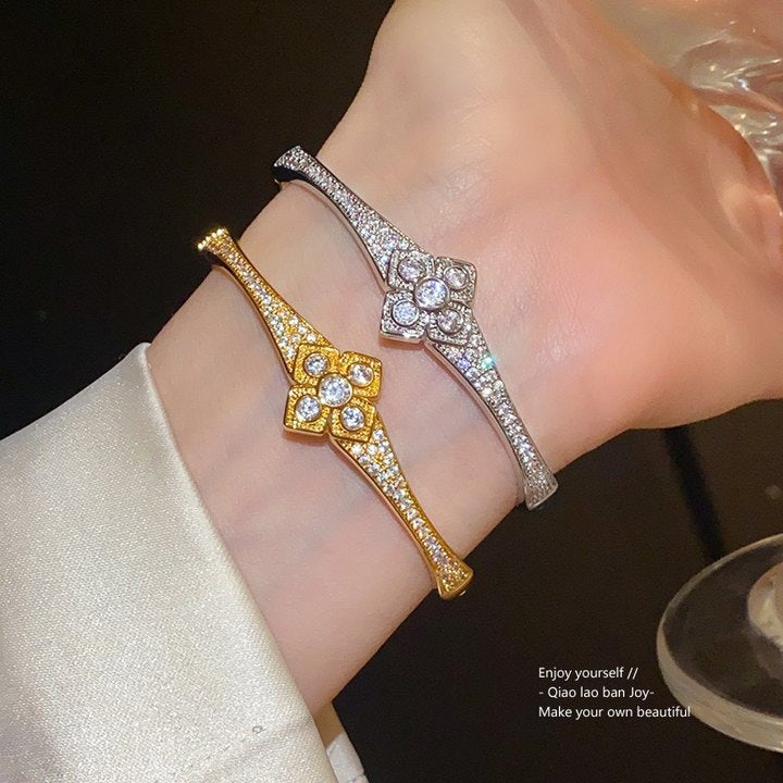Funkelndes Zirkon Armband, offen – Bild 4 | LuxeStyle