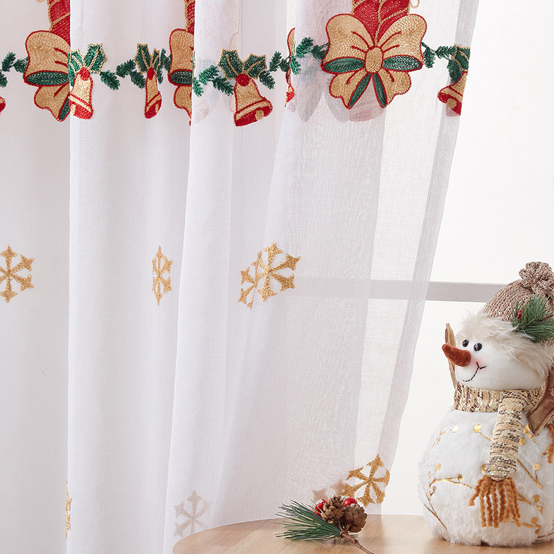 Weihnachtsvorhang mit Schneeflocken-Stickerei
