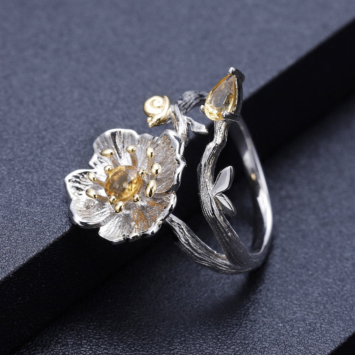 Silberring mit natürlichem Granat – Bild 3 | LuxeStyle