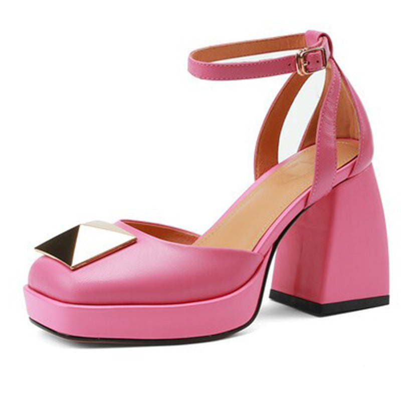 Romanische Sandalen mit hohen Absätzen | LuxeStyle