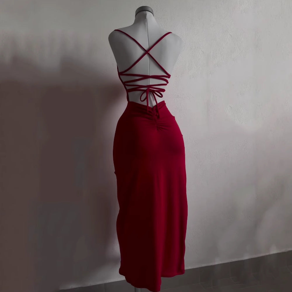 Ärmelloses rückenfreies Kleid mit Bindeband