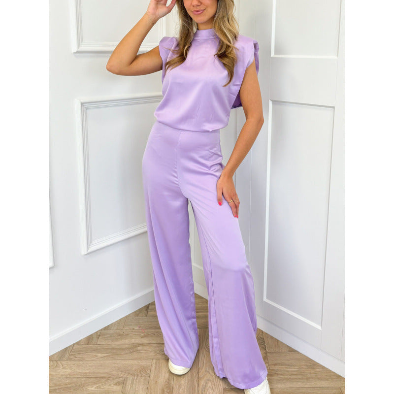 Rückenfreier Jumpsuit mit geradem Bein