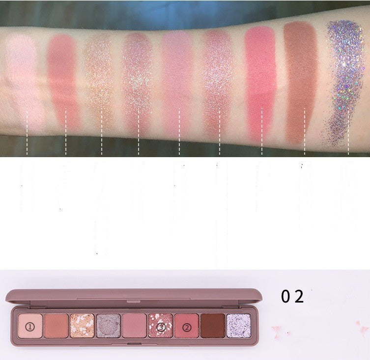 Lidschatten-Set mit neun schimmernden Farben – Bild 6 | LuxeStyle