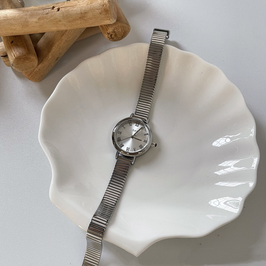 Elegante Damenuhr aus Edelstahl