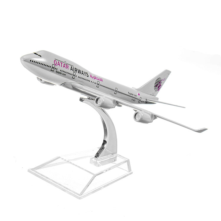 Airbus A380 Modellflugzeug aus Metall – Bild 8 | LuxeStyle