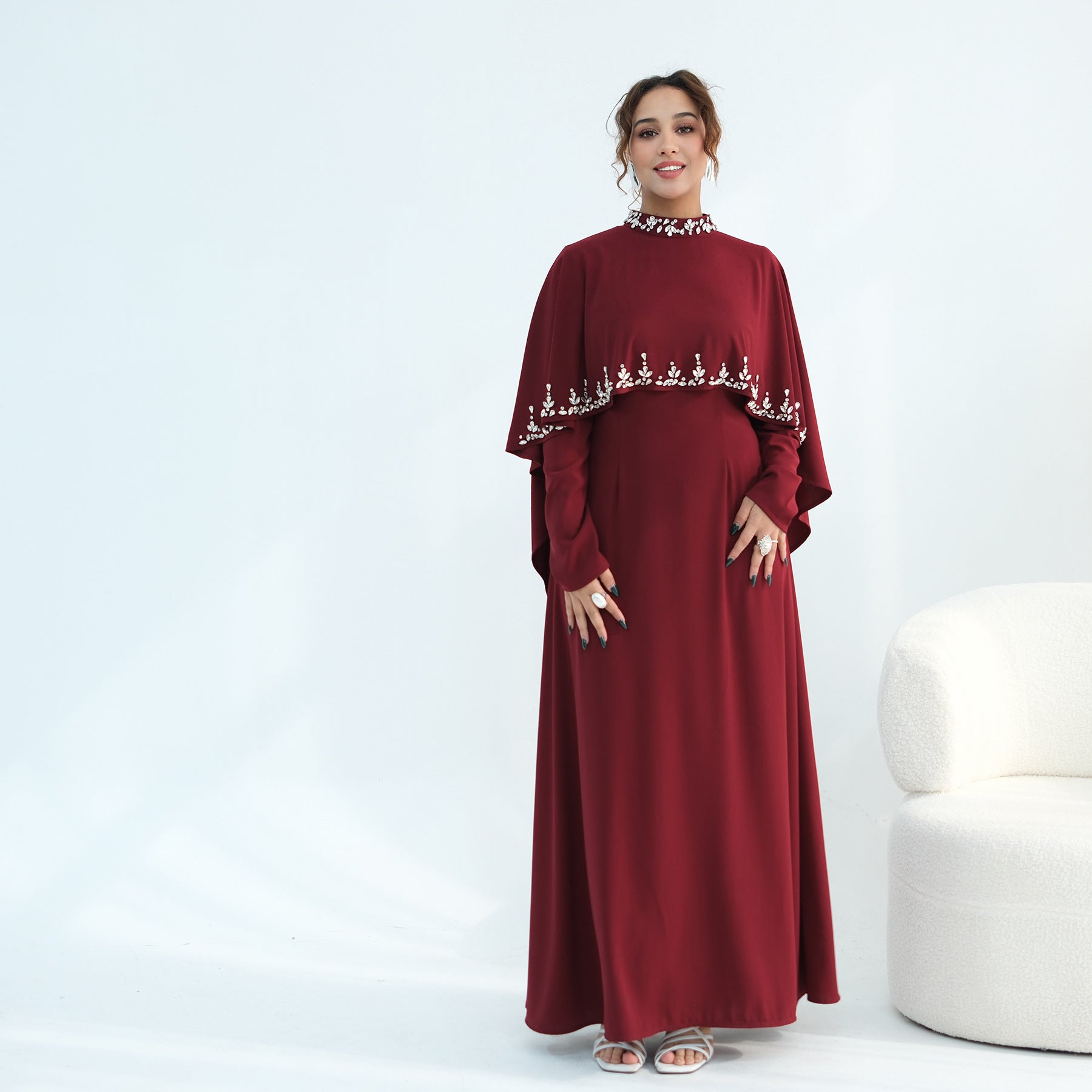 Elegantes Zweiteiliges Kleid mit Strass