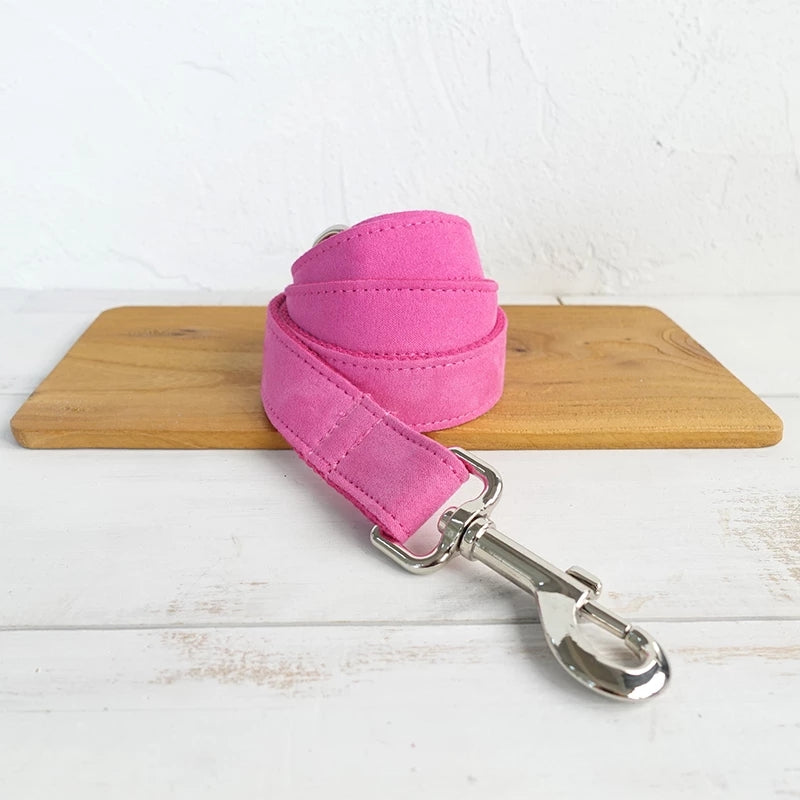 Hundehalsband und Leine aus rosa Samt – Bild 4 | LuxeStyle