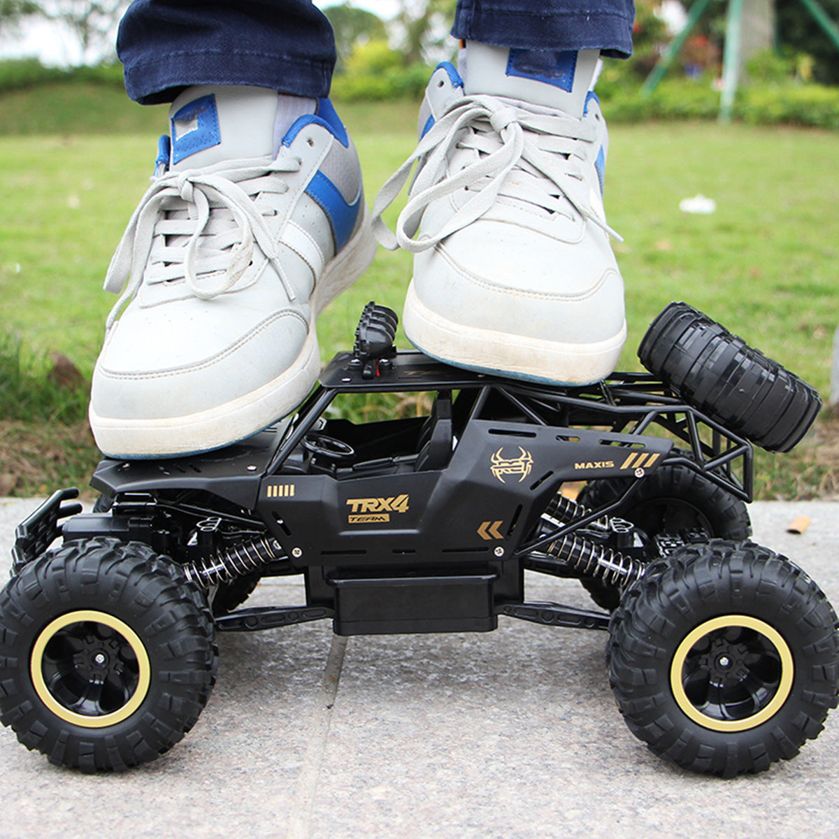 Ferngesteuertes 4WD High-Speed Kletterauto