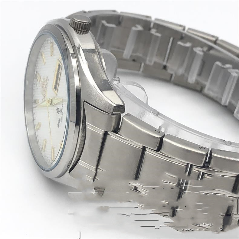 Mechanische Armbanduhr mit grossem Zifferblatt | LuxeStyle