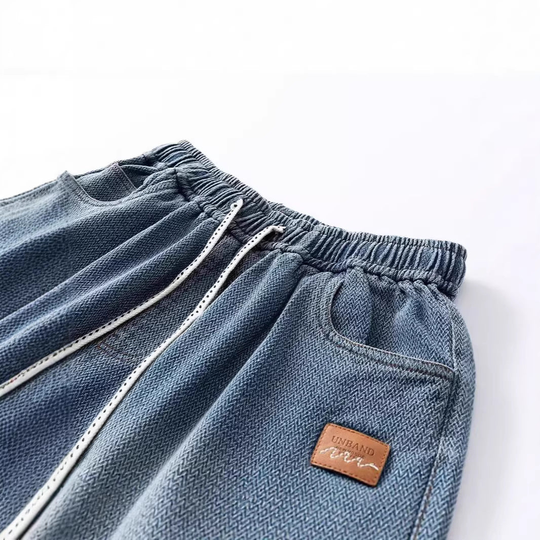 Leichte Sommer-Denim-Shorts