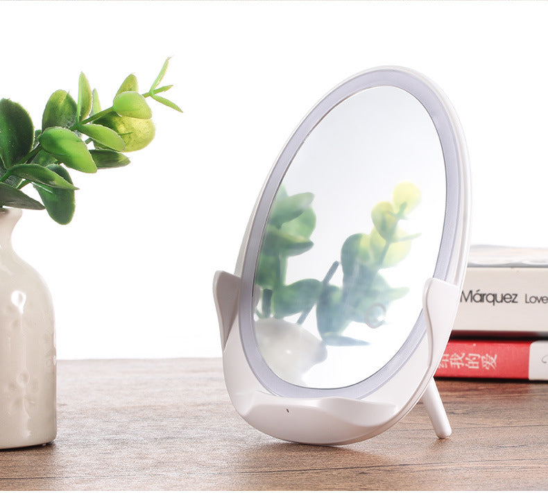 Kabelloses Ladegerät mit Spiegel und Licht – Bild 1 | LuxeStyle