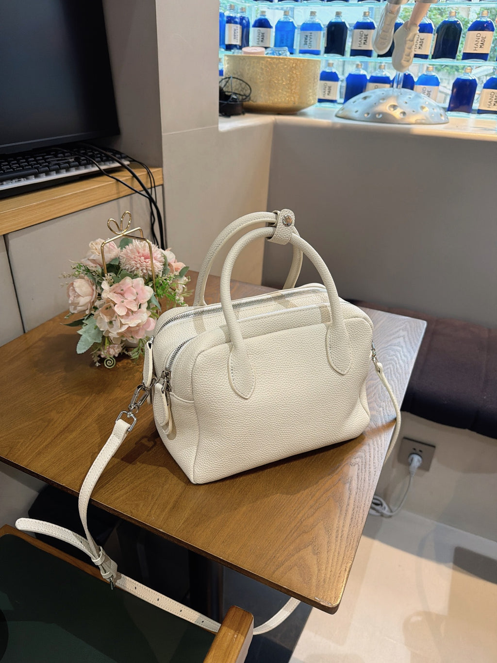 Boston-Henkeltasche «Lussa» · Echtleder im Bowling-Stil (Damen, 9 Farben)
