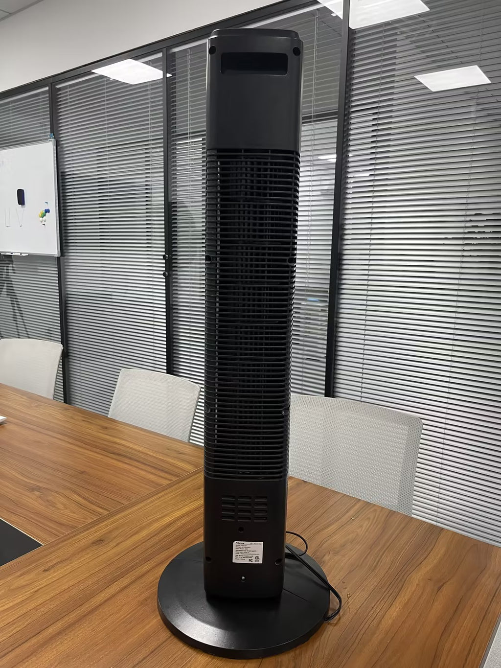 Intelligenter Ventilator mit Fernbedienung