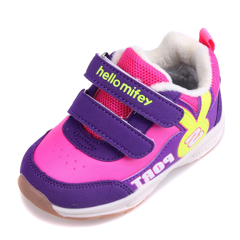 Plüschschuhe für Kinder – Bild 1 | LuxeStyle