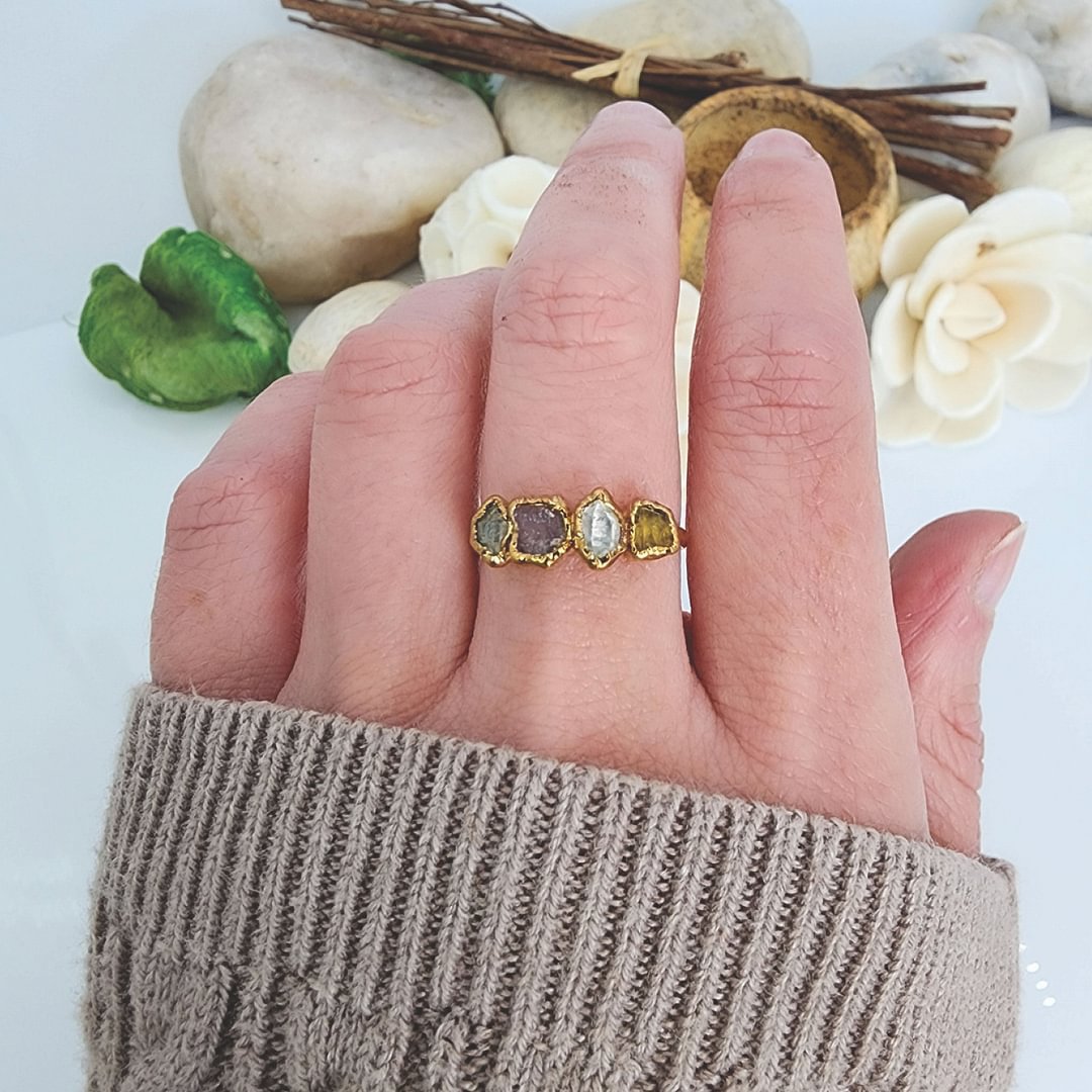 Retro Ring mit Geburtssteinen