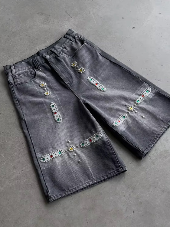 Leder-Patchwork Shorts mit Nieten und Strass