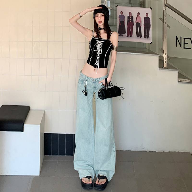 Weite Jeans in Hellblau