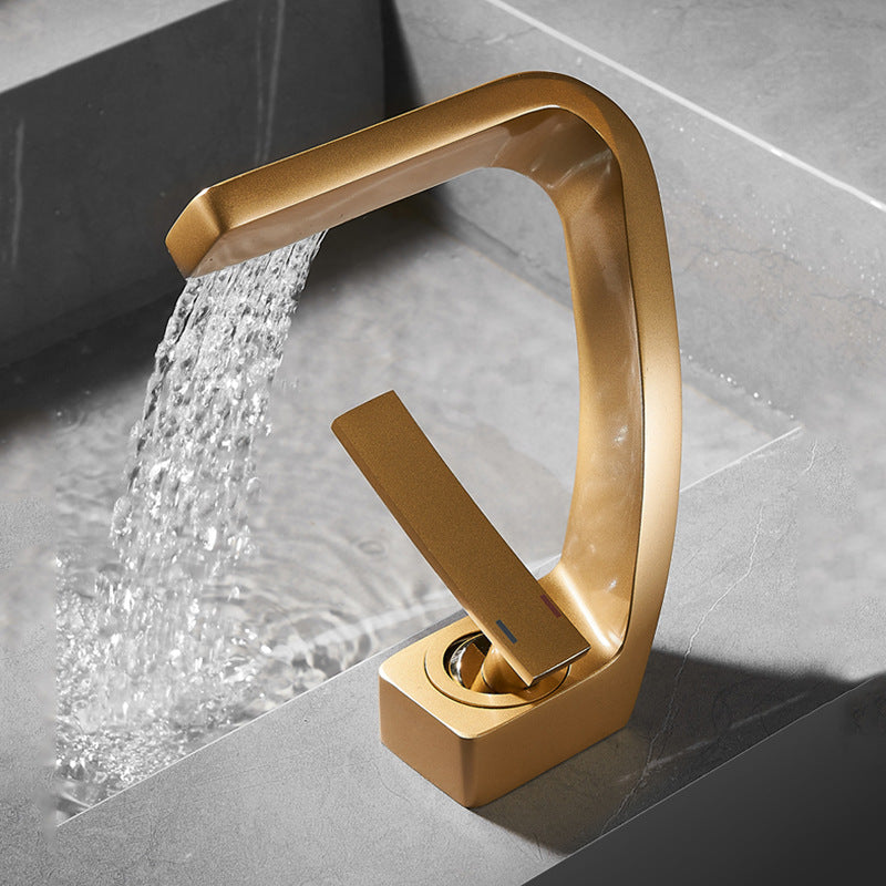 Kupfer Wasserhahn, Gold-Optik