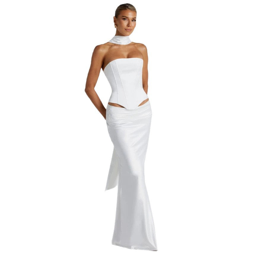 Elegantes zweiteiliges Damenkleid mit Bindeband