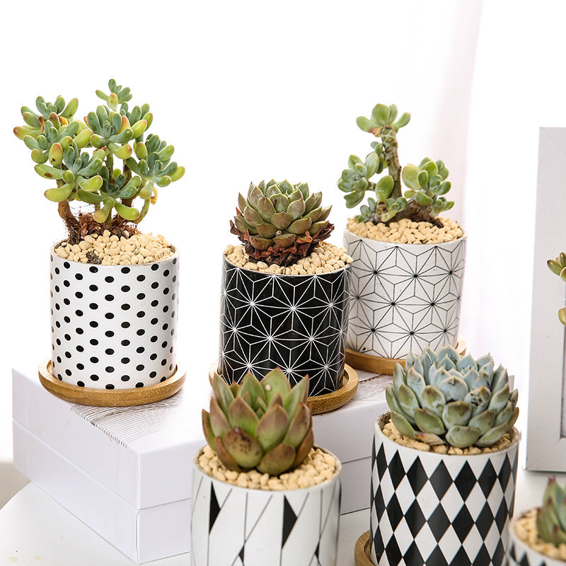 Keramische Blumenvase für den Schreibtisch – Bild 2 | LuxeStyle