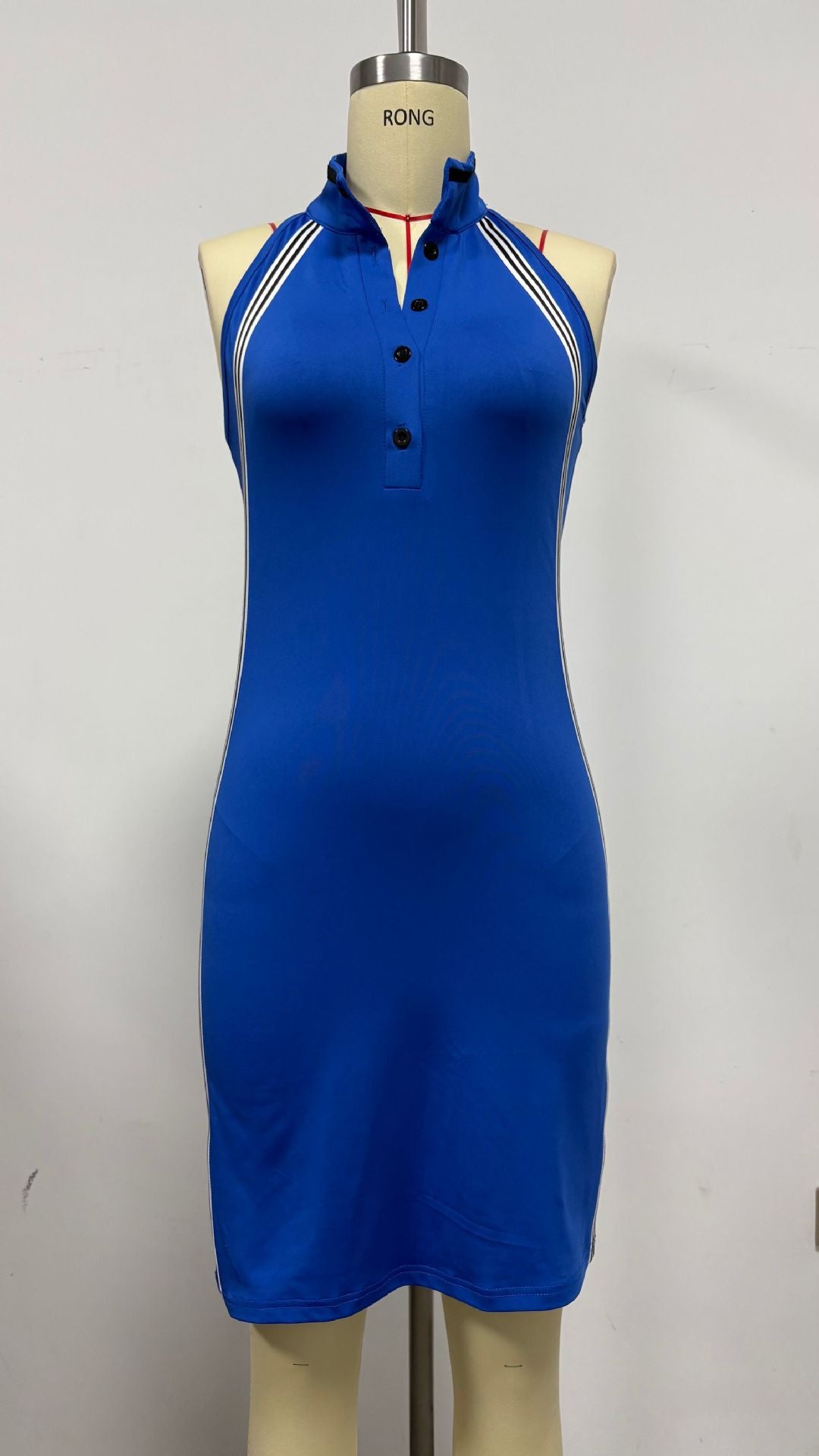 Gestreiftes Mini-Kleid mit hohem Taillenschnitt – Bild 5 | LuxeStyle