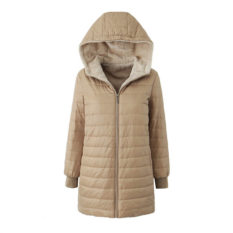 Fleece‑gefüllter Mantel mit Kapuze – Bild 5 | LuxeStyle