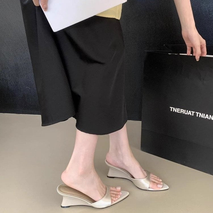 Französische Sommer-Sandalen mit Keilabsatz