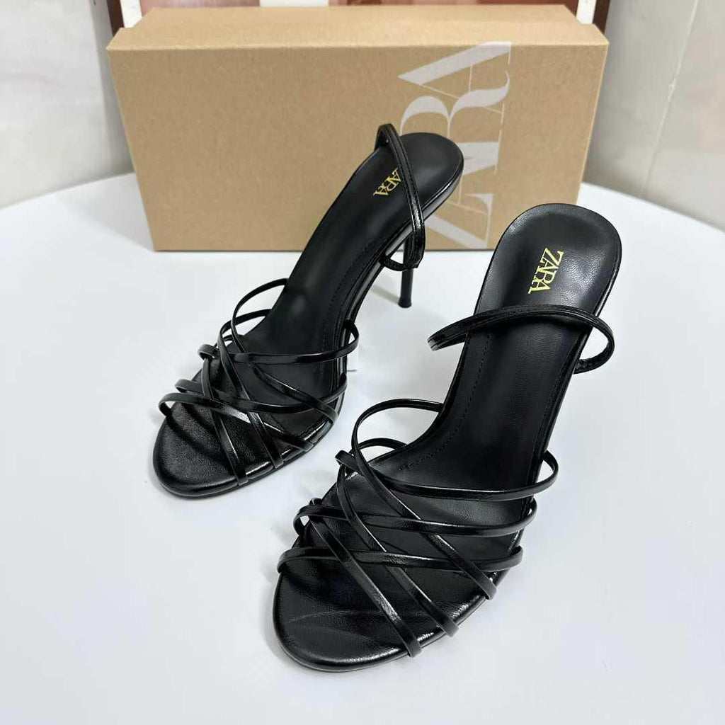 Schwarze High-Heel Sandalen mit Stiletto – Bild 2 | LuxeStyle