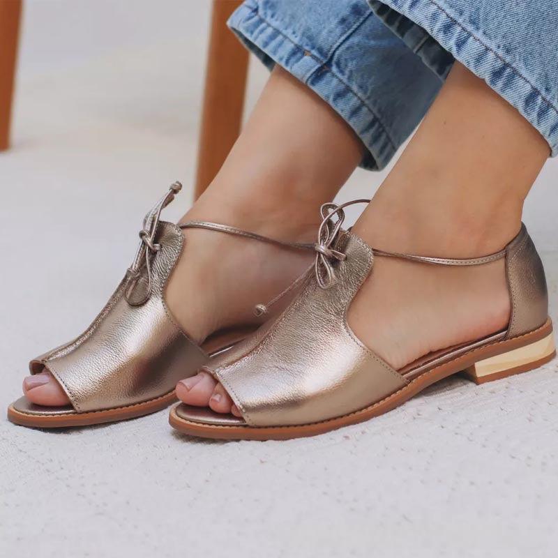 Sommerliche Sandalen mit Leopardenmuster – Bild 6 | LuxeStyle