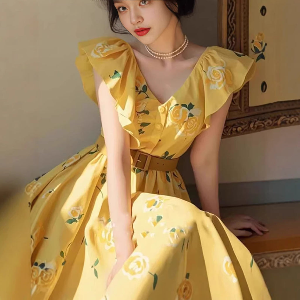Gelbes Midikleid mit Rosenmuster und Puffärmeln | LuxeStyle