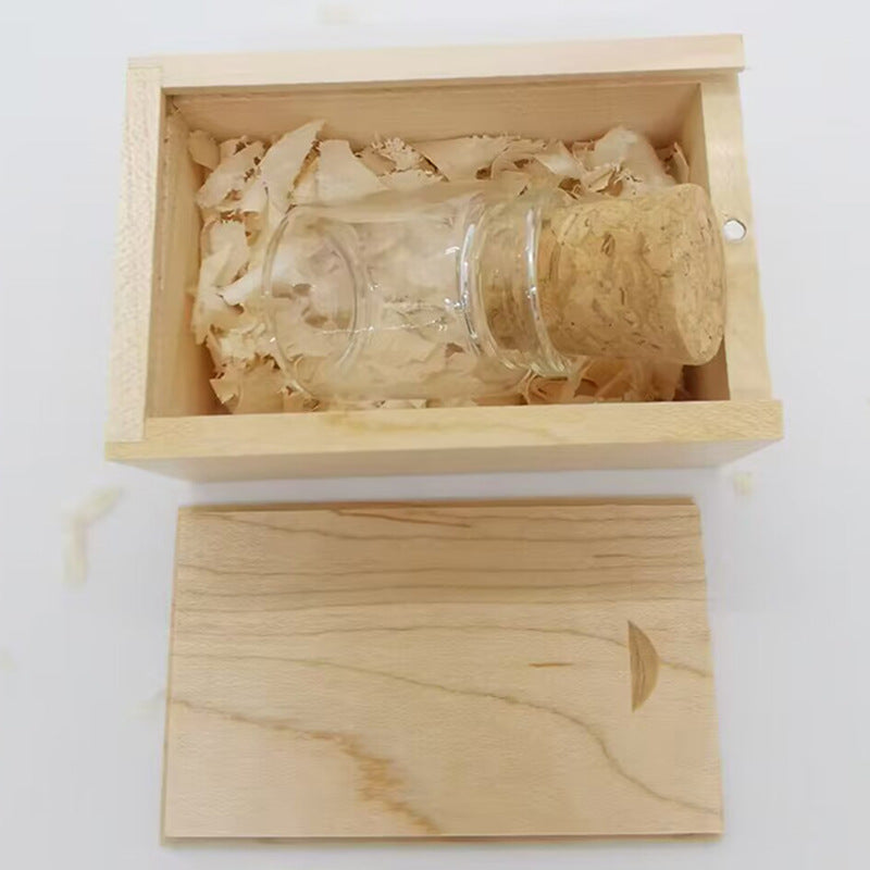 USB-Stick «Wunschflasche» aus Holz