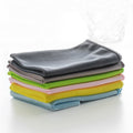 Saugstarkes fusselfreies Tuch – Bild 1 | LuxeStyle